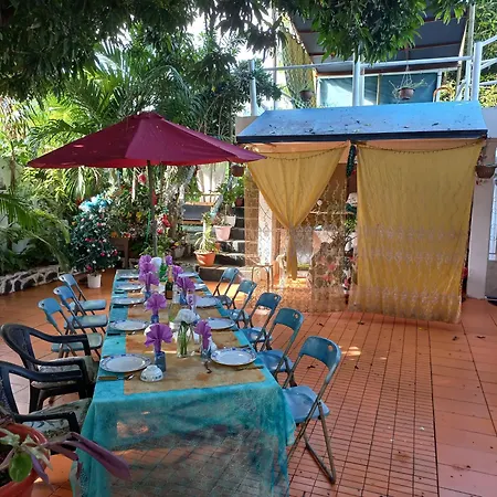 Open Air Cafe & Apartments Port Louis Exterior photo