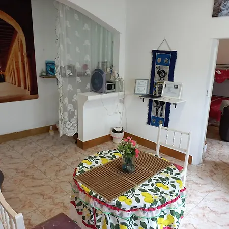 Open Air Cafe & Apartments Port Louis Room photo