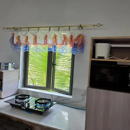 Open Air Cafe & Apartments Port Louis Room photo