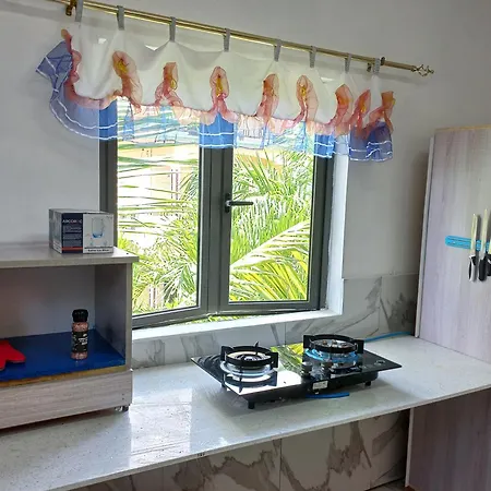 Open Air Cafe & Apartments Port Louis Room photo