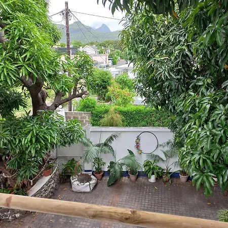 Open Air Cafe & Apartments Port Louis Room photo