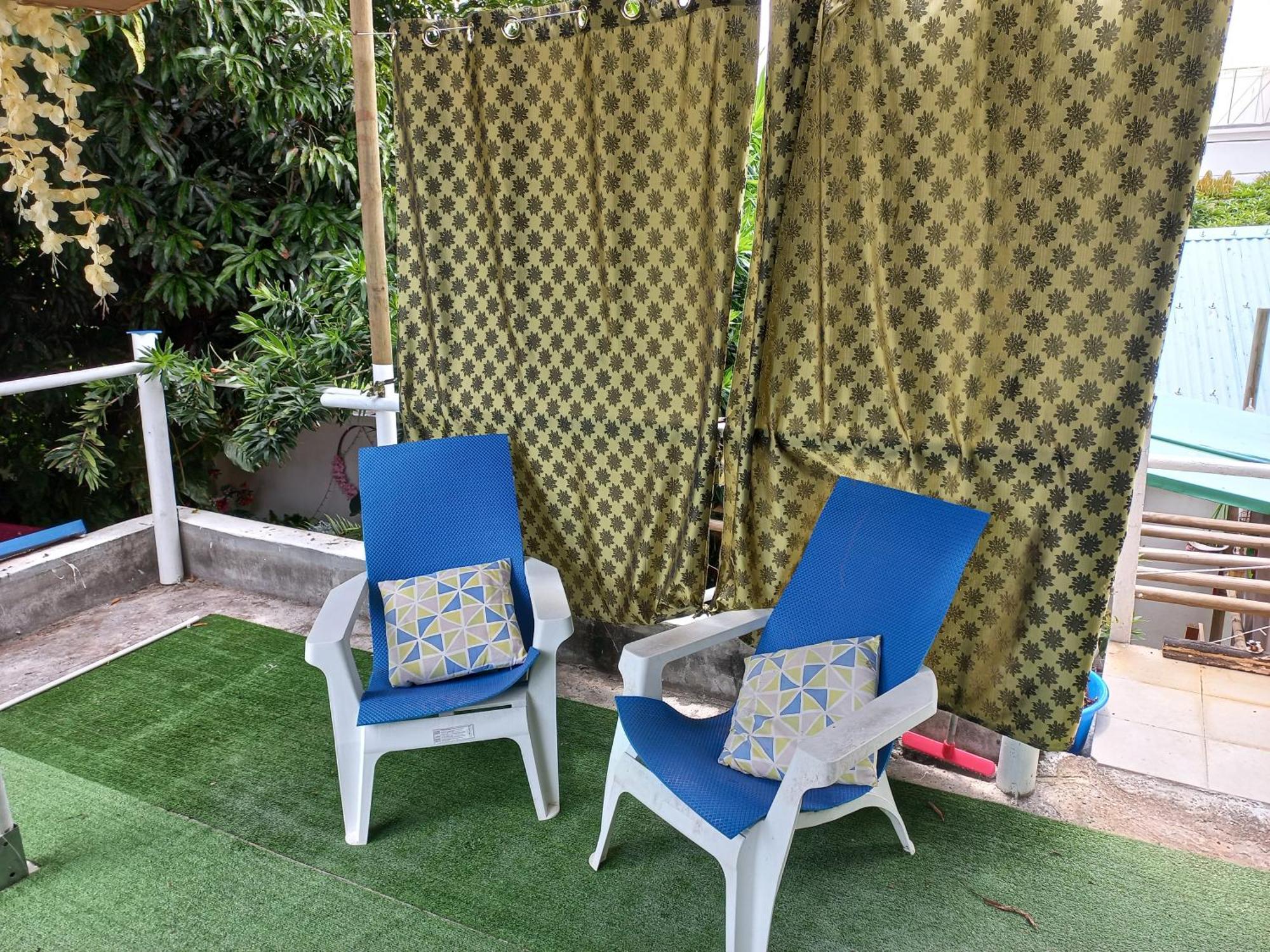 Open Air Cafe & Apartment Port Louis